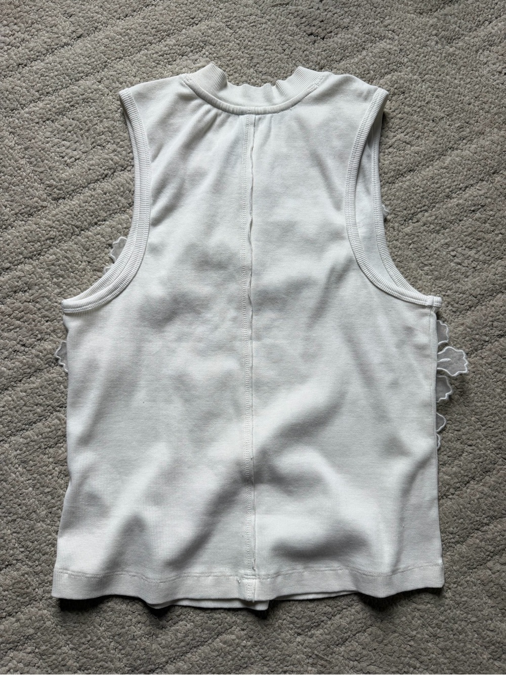 Anthropologie White Floral Appliqué Sleeveless Knit Tank - Picture 4 of 5